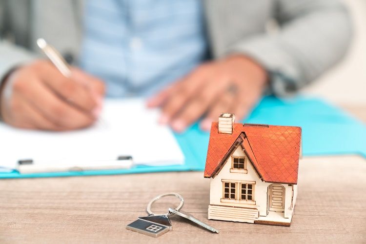 Tư vấn thủ tục mua bán nhà đất, chứng thực hợp đồng, sang tên nhà cần gì?