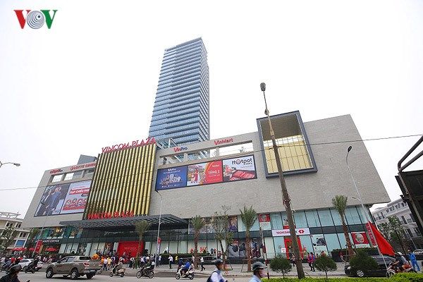 Toàn cảnh TTTM Vincom Plaza Thanh Hóa nổi bật với kiến trúc hiện đại.