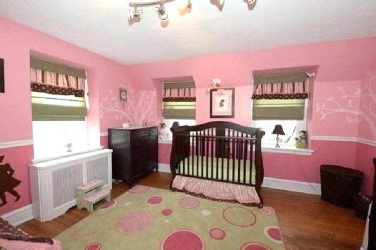 Phòng ngủ bé gái màu hồng dễ thương