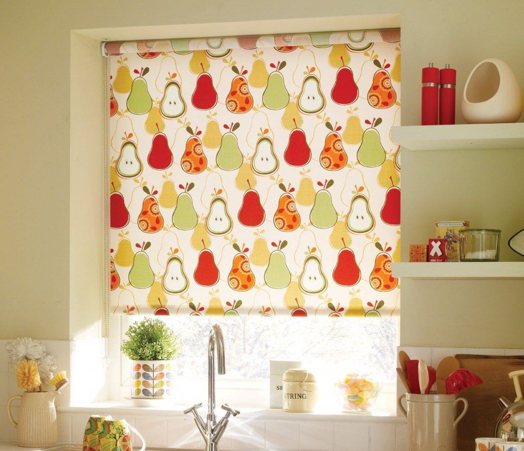 Lựa chọn loại rèm cửa mỏng lửng cho không gian phòng bếp