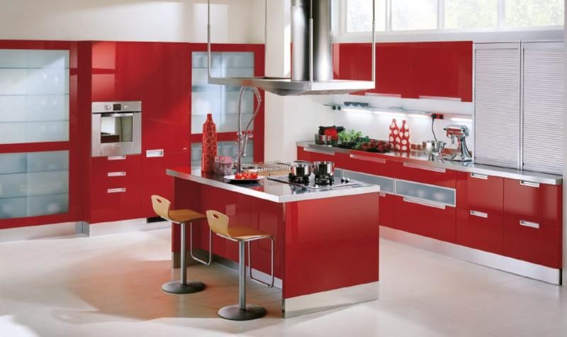 Mẫu phòng bếp hiện đại màu sắc rõ nét, tạo nên sự nổi bật