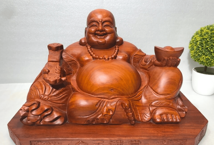 Tượng Phật Di Lặc chính là biểu tượng của hạnh phúc, sung túc