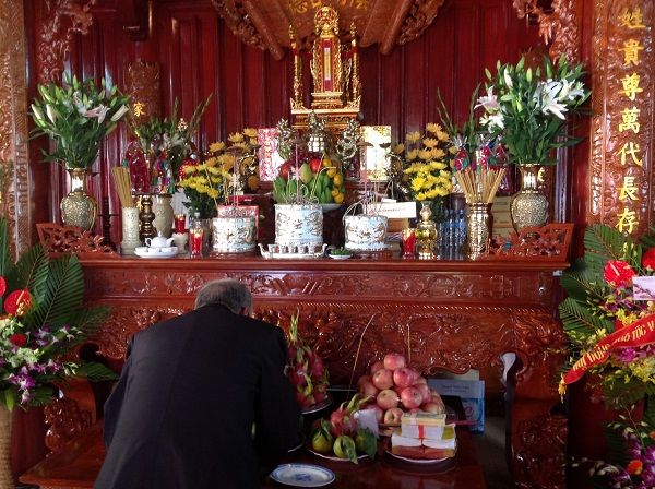 Các tục lệ cúng giỗ Việt Nam: Sắm lễ, văn khấn, cách cúng đầy đủ