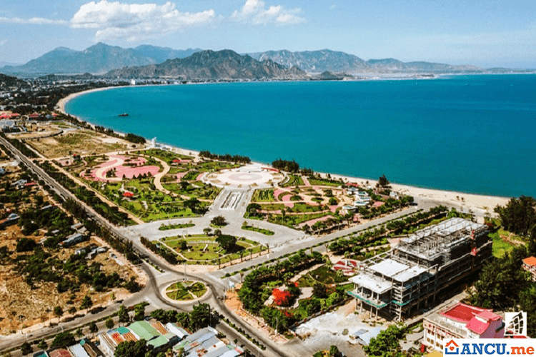 Công viên biển Ninh Chữ