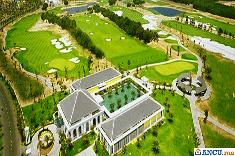 Sân golf 18 lỗ nội khu dự án Vinpearl Nam Hội An